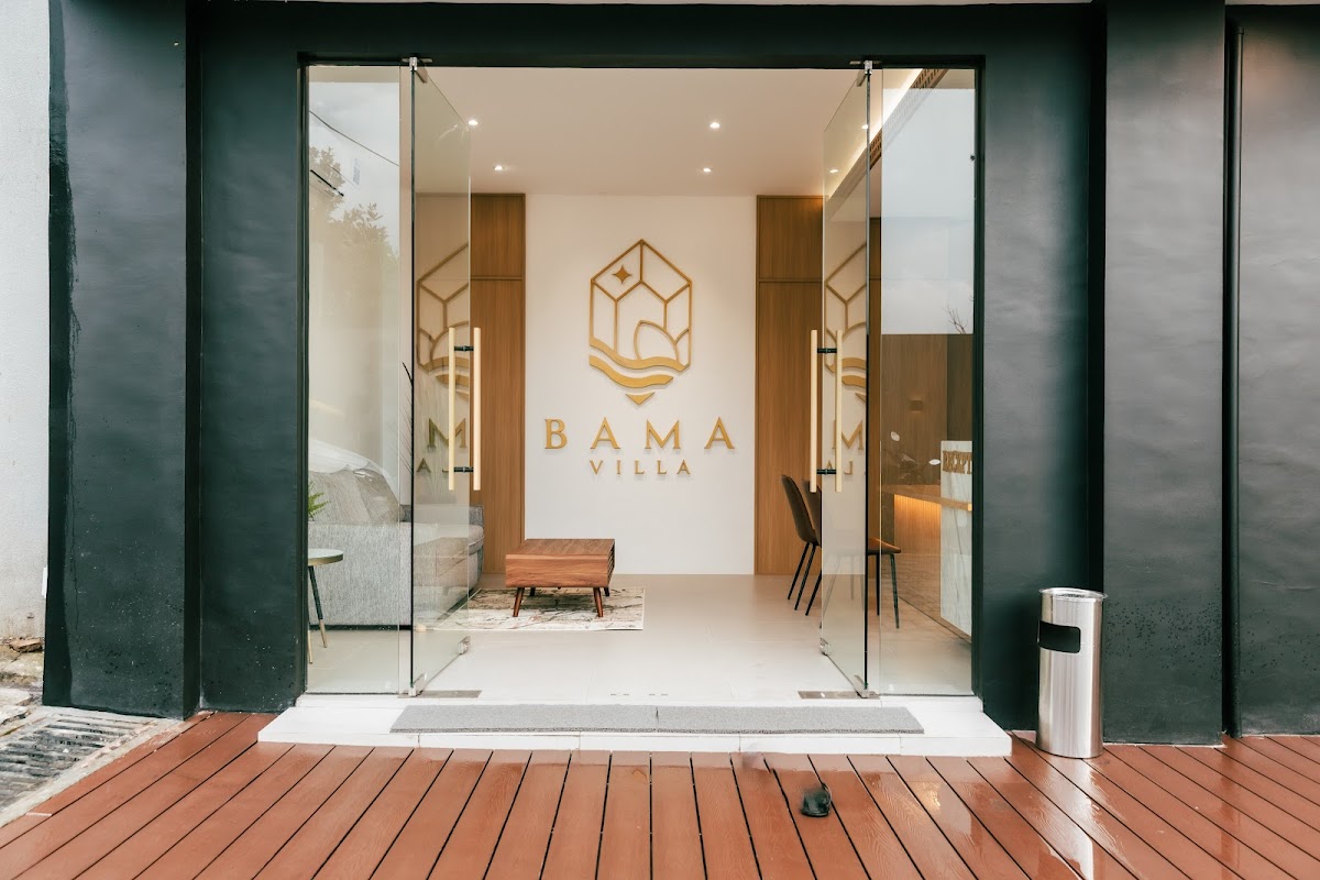 Entrance Bama Villa