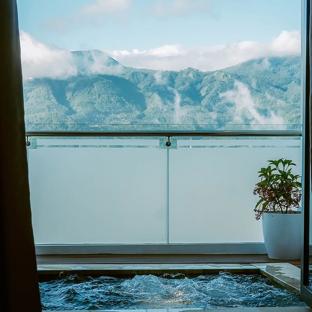 Suasana Villa